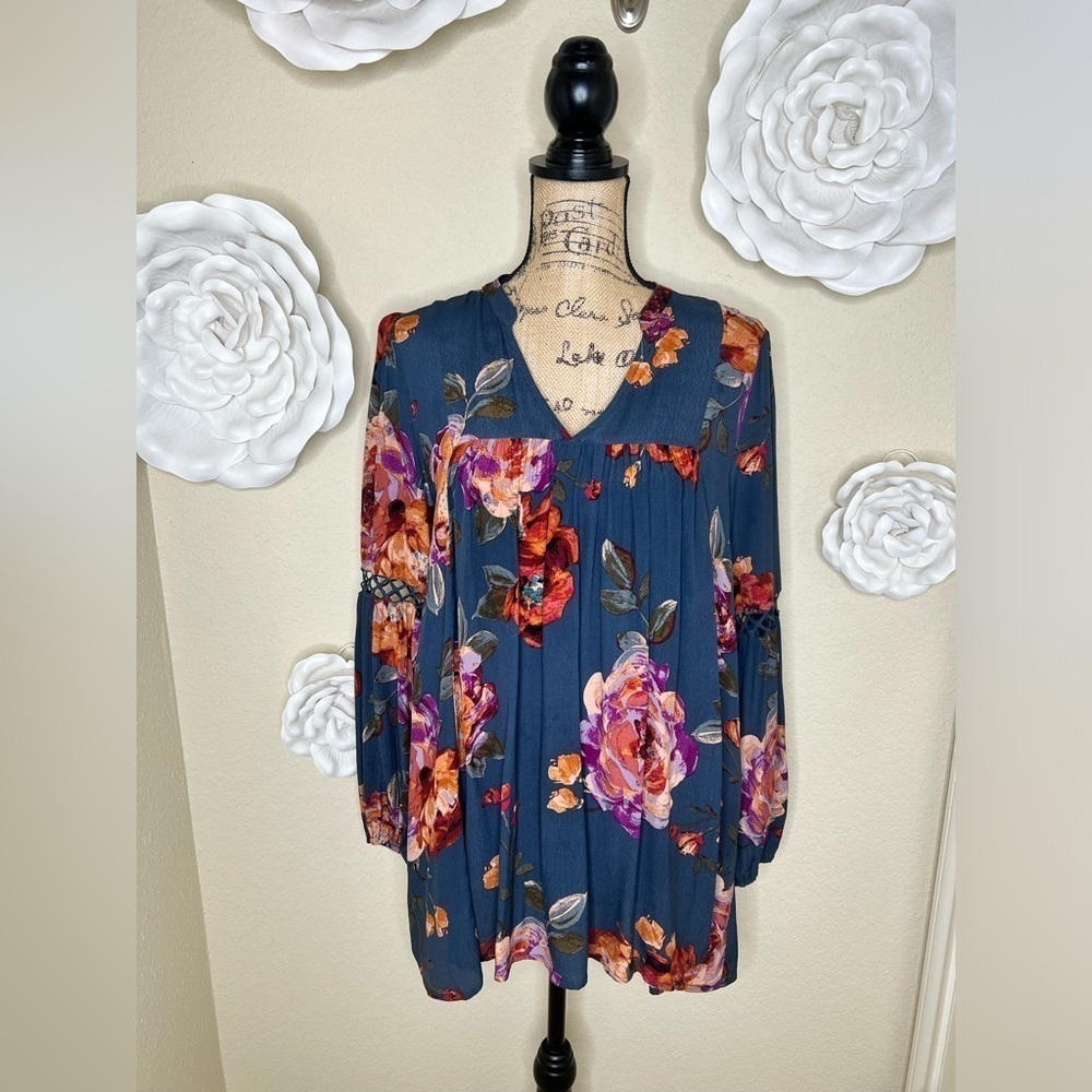 ODDY Green/Blue Floral Print Swing Style Crochet Lace Top Size Small